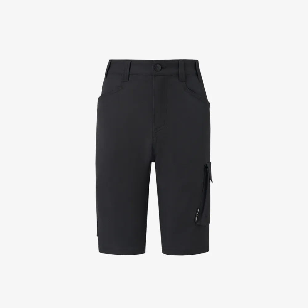 Essential Short Zwart voorkant
